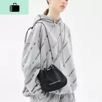 运动风复古链条抽绳包男女小水桶束口尼龙小包包休闲简约斜挎包NEW LAKE女斜挎包