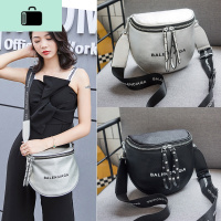 宽带斜挎包女2020新款潮夏季流行百搭休闲包软皮大容量马鞍包胸包NEW LAKE女斜挎包