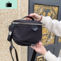 半圆马鞍包包女2020新款春夏季百搭轻便胸包学生大容量网红斜挎包NEW LAKE女斜挎包