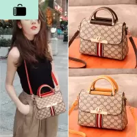 高级感女包包2020新款斜挎包时尚百搭ins洋气质感网红手提小方包NEW LAKE女斜挎包