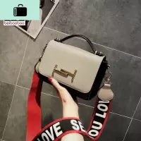 上新小包包2020新款潮网红女包宽带斜挎韩版单肩小方包百搭NEW LAKE女斜挎包
