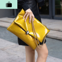 手拿包女大容量信封包19新款潮时尚个性简约大气单肩斜跨链条包女NEW LAKE女斜挎包