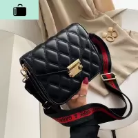 上新质感小包包女包新款2020时尚潮菱格宽带包斜挎百搭ins小方包NEW LAKE女斜挎包