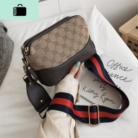 宽带网红小包包女2020春夏新款韩版时尚帆布斜挎包ins超火流浪包NEW LAKE女斜挎包