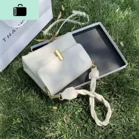 上新质感包包女2020新款潮韩版百搭ins斜挎小方包夏天单肩腋下包NEW LAKE女士单肩包