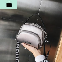 上新小包包女2020新款潮韩版手提单肩包街头潮流斜挎包宽带小方包NEW LAKE女士单肩包