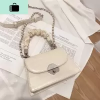 夏天ins流光沙溢包2020新款潮手提包包女小众设计链条单肩斜挎包NEW LAKE