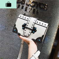 ins超火包包女2020新款潮铆钉单肩包韩版链条时尚气质百搭斜挎包NEW LAKE女士单肩包