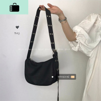 PPHOME小众暗黑辣妹单品~美式朋克风复古金属扣酷酷斜挎腋下包包NEW LAKE 黑色女士单肩包