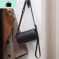 圆筒包包女2020新款休闲软皮水桶包男女街头单肩包ins嘻哈斜挎包NEW LAKE 黑色秒发女斜挎包