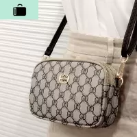 手拿包女包斜挎包小包2020新款包包潮夏季中年妈妈百搭手机包钱包NEW LAKE女斜挎包