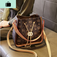 包包2020新款潮网红百搭女包夏大容量水桶包高级感洋气单肩斜挎包NEW LAKE 杏色长25高24厚11女斜挎包