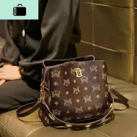 新款2020春季女包ins百搭斜挎包时尚复古印花大容量单肩水桶包潮NEW LAKE女斜挎包
