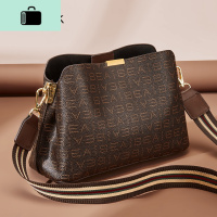 大容量包包女包2020新款韩版时尚宽带水桶包简约百搭单肩斜挎包潮NEW LAKE 咖啡色女斜挎包