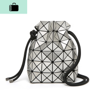 潮流2019新款日韩菱格拼接抽带几何水桶包大容量单肩斜挎女包包NEW LAKE女斜挎包