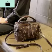 牛皮女包2020新款时尚百搭斜挎皮字母包印花单肩女士手提小方包NEW LAKE 咖啡色女斜挎包