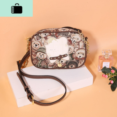 斜挎小包2020新款韩版休闲女包可爱小熊图案链条包包女NEW LAKE 迷彩绿配咖啡女斜挎包