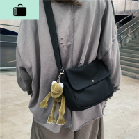 包包2020新款潮日系少女ins潮款玩偶布包帆布单肩斜跨小包情侣款NEW LAKE女斜挎包
