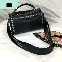 包包2020新款女欧美机车风手提包街头风软皮单肩包斜跨包铆钉女包NEW LAKE