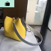 韩国2020新款水桶百搭拼色豹纹宽肩带女士斜跨简约小包包潮NEW LAKE女斜挎包