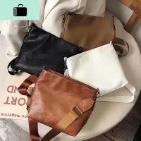 包包女2020新款潮韩版百搭水桶包宽带斜挎包大容量简约学生单肩包NEW LAKE女斜挎包