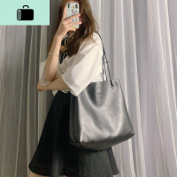 大包包女2020新款韩版百搭斜挎包时尚水桶包大容量简约学生单肩包NEW LAKE 黑色带小包女斜挎包