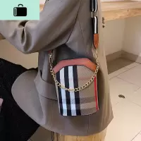 小包包时尚女包2020新款潮韩版气质百搭单肩斜跨包格子链条水桶包NEW LAKE女斜挎包