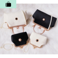 神隐罗马假日赫本包黑白简约设计感旗袍斜跨女包复古口金包零钱包NEW LAKE