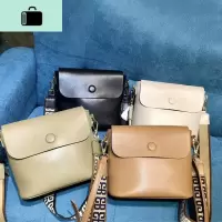 2020新款软皮包包女简约斜跨宽肩带牛皮单肩包时尚复古水桶包女潮NEW LAKE女士手提包