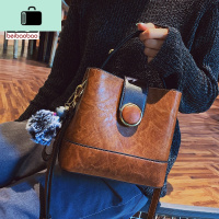 斜挎包女2020新款韩版百搭ins单肩包复古时尚大容量水桶包NEW LAKE女斜挎包