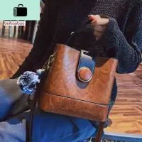 斜挎包女2020新款韩版百搭ins单肩包复古时尚大容量水桶包NEW LAKE女斜挎包