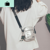 ins超火小包包女包新款2020时尚百搭斜挎包女日系原宿宽带单肩包NEW LAKE女斜挎包