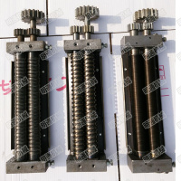 商用切面刀压面刀面条机刀头宽面刀圆面刀刀削面面叶刀菱形刀配件 40型方刀