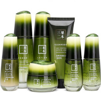 坚果化妆品套装控油补水保湿护肤品套装水乳女学生孕妇可用 七件套洗水乳霜BB霜精华液眼霜