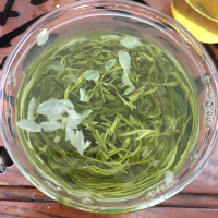 四川花毛峰茶叶峨眉山花茶浓香型茉莉花茶250g*2袋散装飘雪绿茶胚