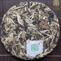 2020年云南特级白茶古树茶春茶明前白茶白毫银针古树原料200g茶饼