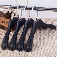 防滑无痕西装婚纱衣架磨砂宽肩服装店衣服挂裤架衣架衣柜塑料加厚