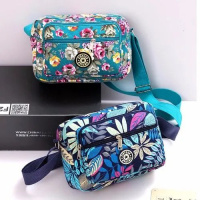 2018新款单肩包妈妈包花布包中年女包包休闲帆布包中老年斜挎包女