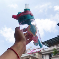 [带锁扣更安全]便携式儿童塑料杯学生吸管杯男女水杯可爱水壶 粉色热气球(带锁扣) 杯子+杯套