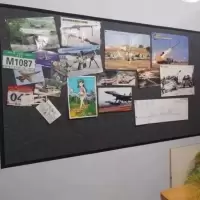 毛毡板墙贴展示板墙面幼儿园彩色自粘软木板照片墙主题墙公告栏板 深灰色 95*150cm