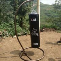 拳击沙袋吊架室内墙上沙包架子吊式藤椅架子支架吊钩悬挂训练器材