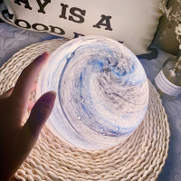 星球台灯月亮创意生日送礼物星空床头灯网红卧室土星台灯饰月球灯