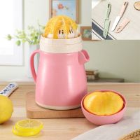 宝宝婴儿迷你小型手动榨汁机家用水果手摇榨汁器豆浆机果|粉色企鹅(加厚)+水果刀