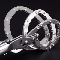 不锈钢手铐式机油滤芯扳手汽修汽车滤清器机油格拆装维修五金工具 加强型不锈钢小号（55-75mm）