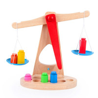 儿童天平称玩具蒙氏宝宝早教木制学平衡称数学教具玩具 木制天平