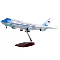 好货推荐美国空军一号总统专机波音B747仿真大飞机模型摆件带轮子可转动带LED灯光