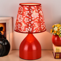 婚庆用的简约创意结婚装饰台灯台灯婚房红色雕花床头灯具陪嫁卧室