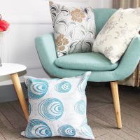 萌小妹 家用抱枕 客厅沙发靠垫背靠枕办公室腰靠