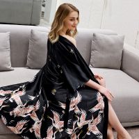 睡衣女夏仿真丝性感大码浴袍春秋晨袍女式冰丝睡袍薄款长袖睡裙女