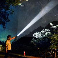 led强光可充电手电筒户外防水多功能照明远射p90超亮家用骑行打猎